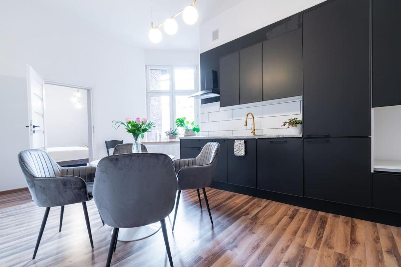 Apartamento Opera Bytom Exterior foto