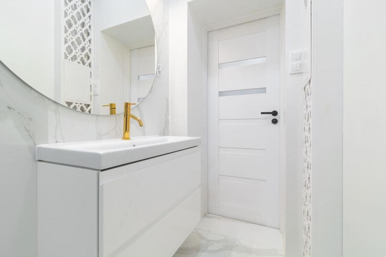Apartamento Opera Bytom Exterior foto