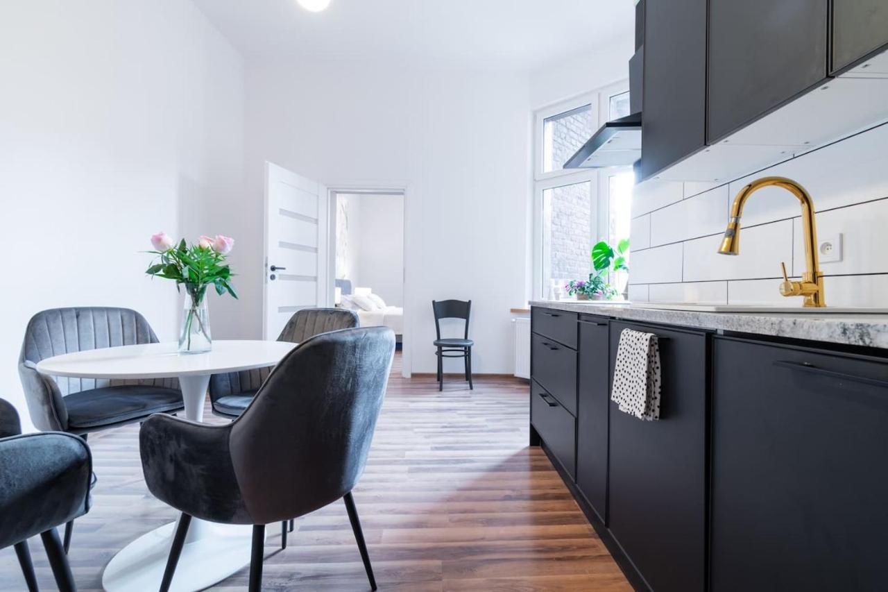 Apartamento Opera Bytom Exterior foto